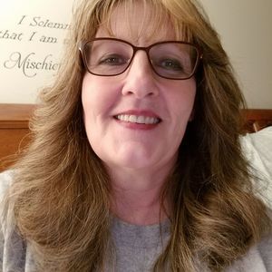 Meet your Posher, Vickie